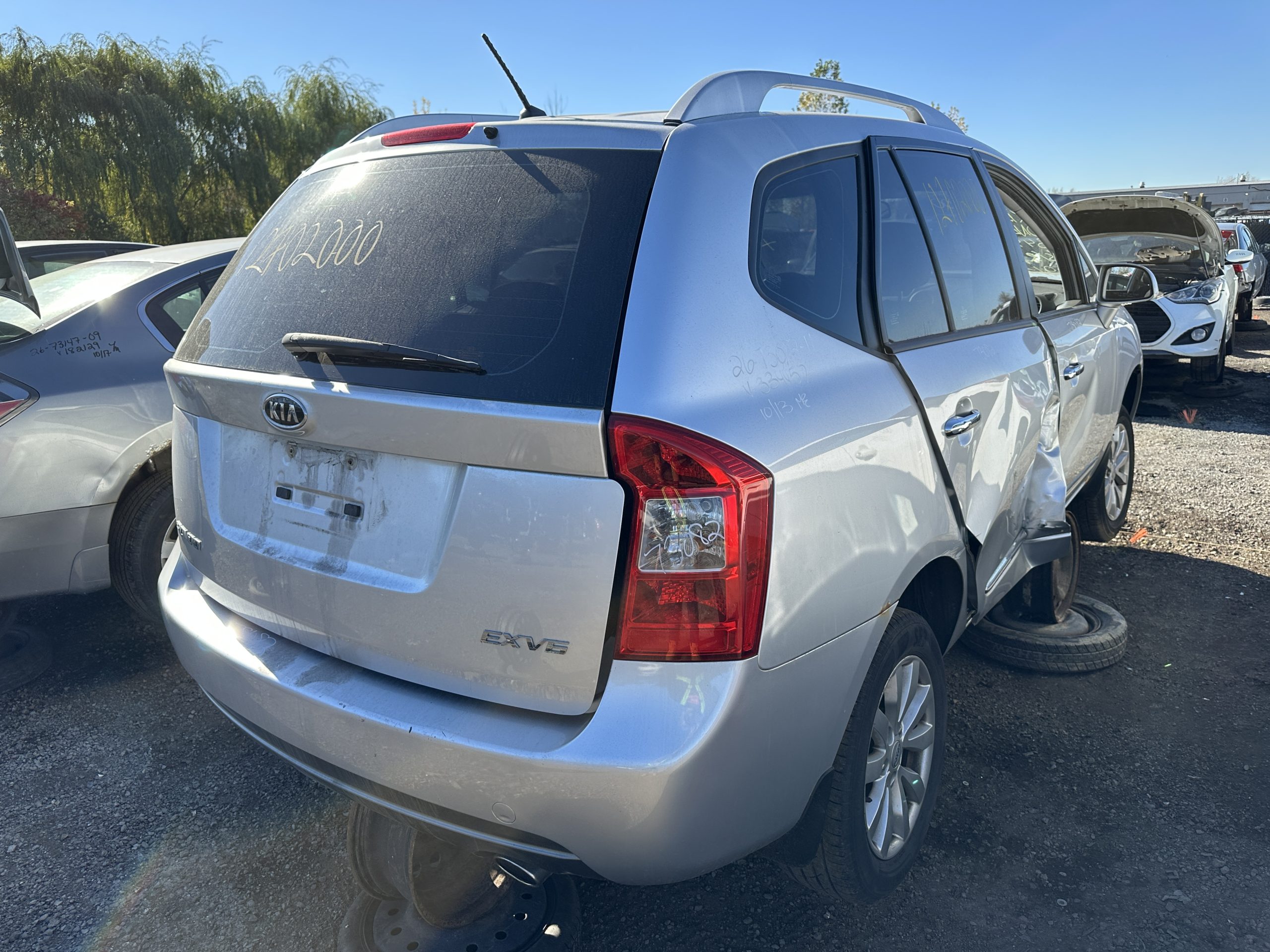 KIA RONDO 2011