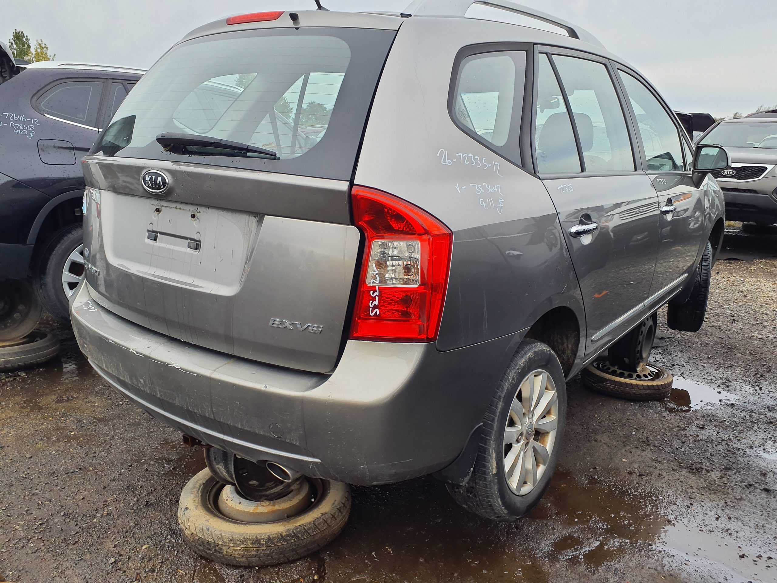 KIA RONDO 2012