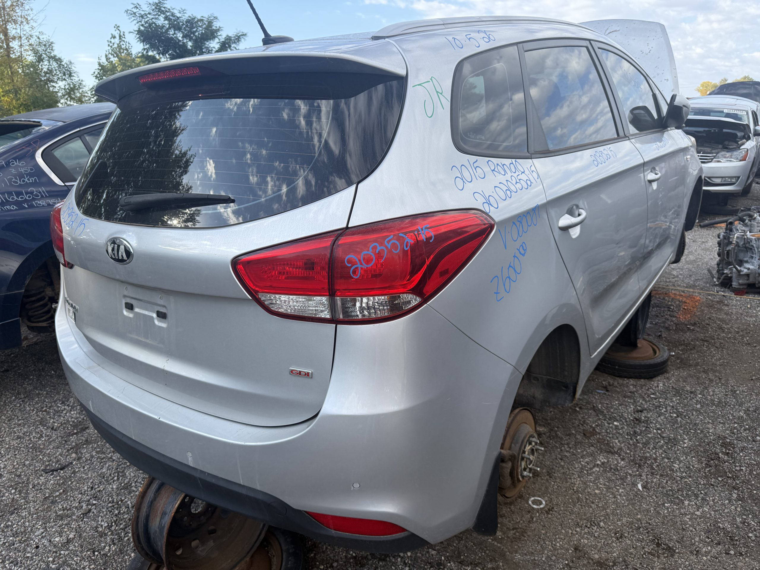 KIA RONDO 2015