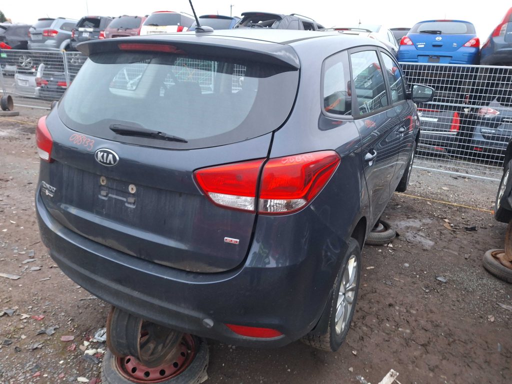KIA RONDO 2015