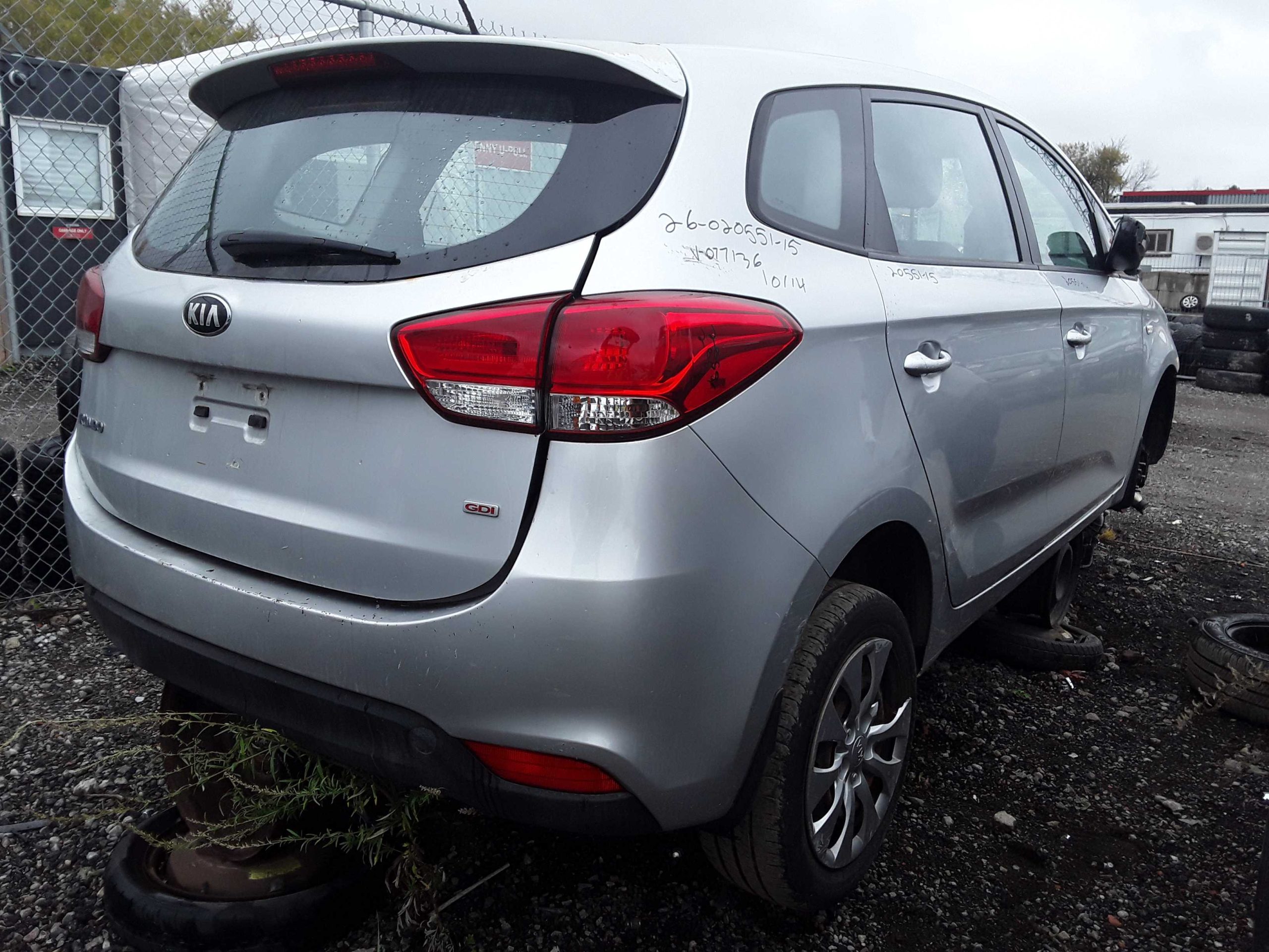 KIA RONDO 2015