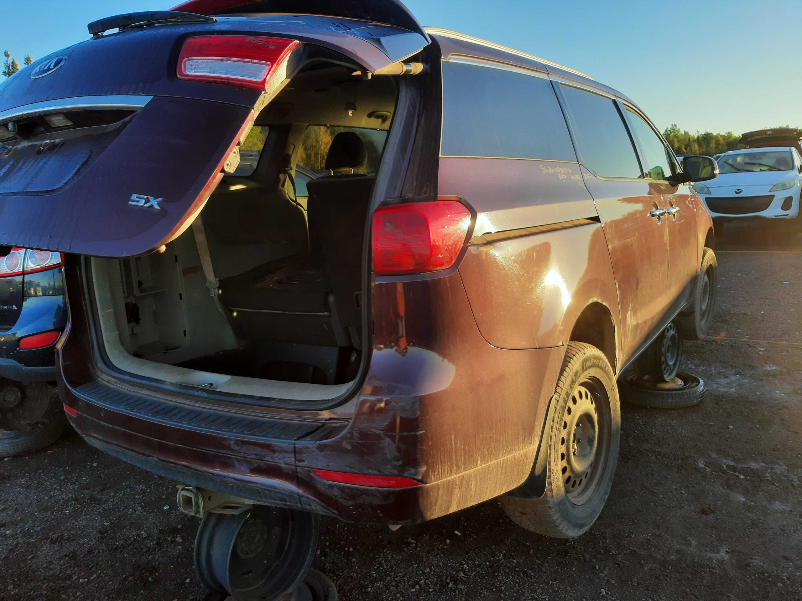 KIA SEDONA 2016