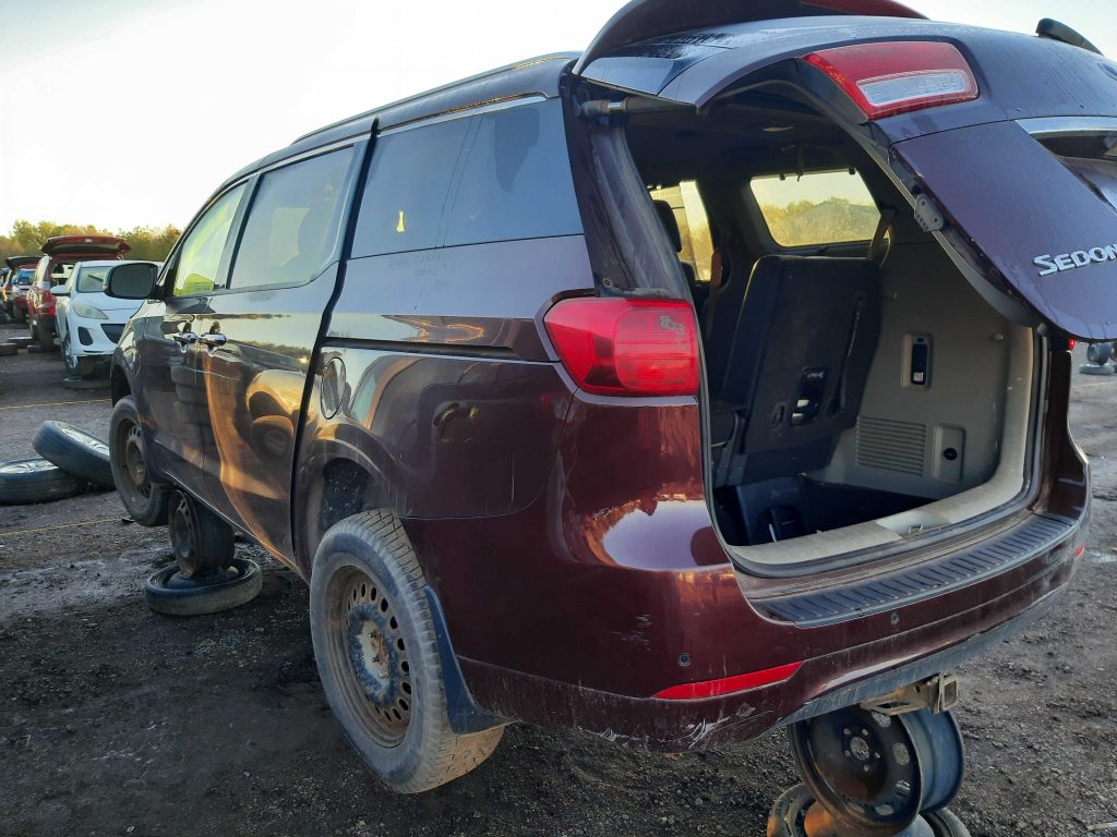 KIA SEDONA 2016