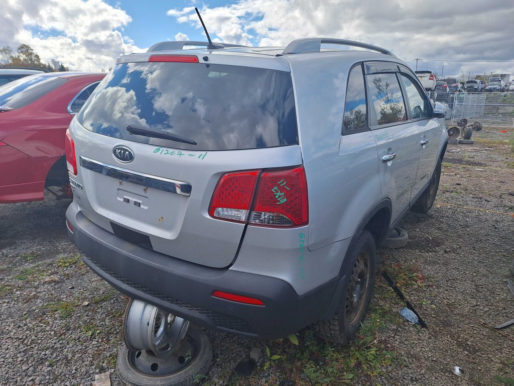 KIA SORENTO 2011