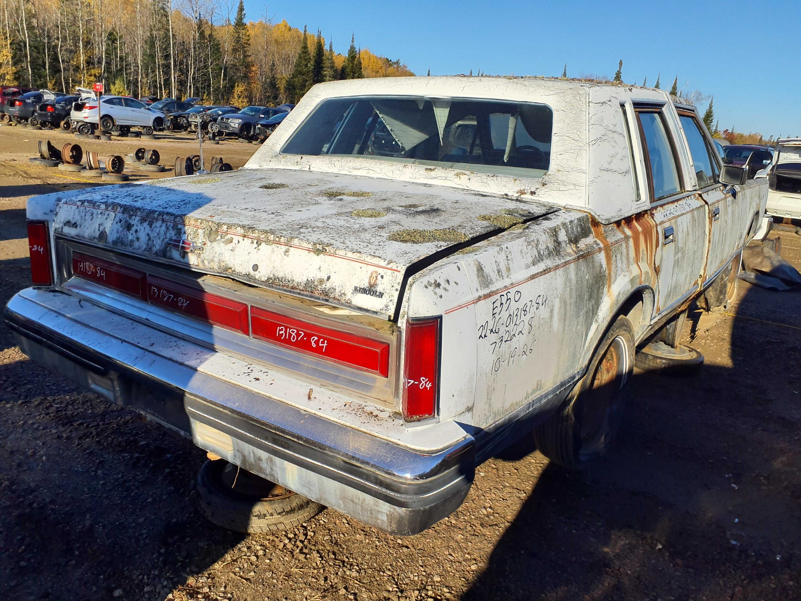 LINCOLN TOWN CAR 1984