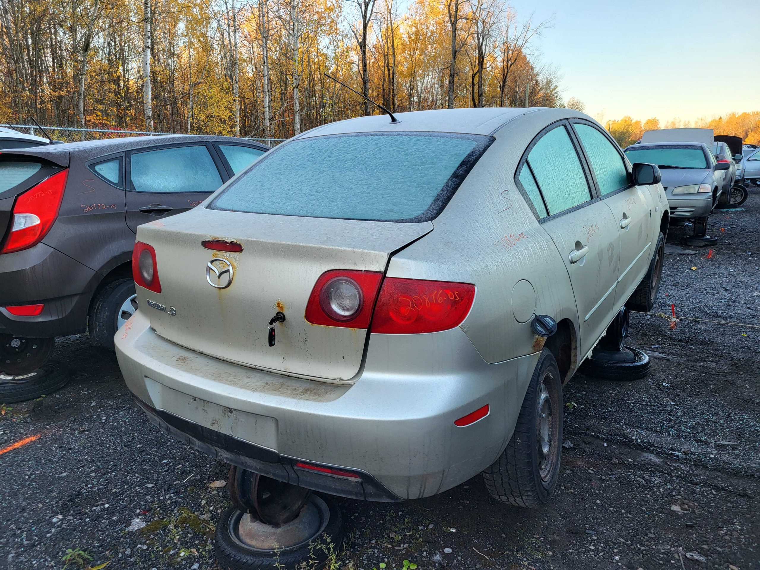 MAZDA MAZDA3 2005