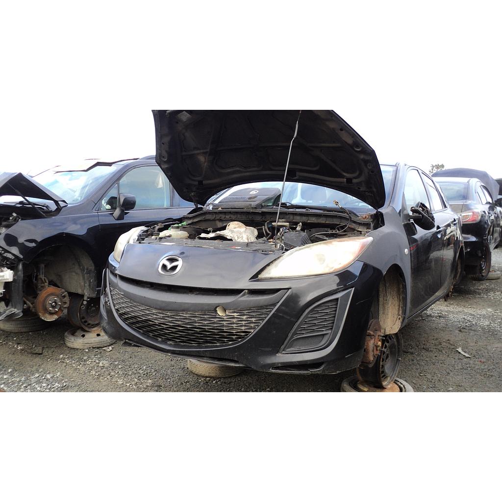 MAZDA MAZDA3 2010