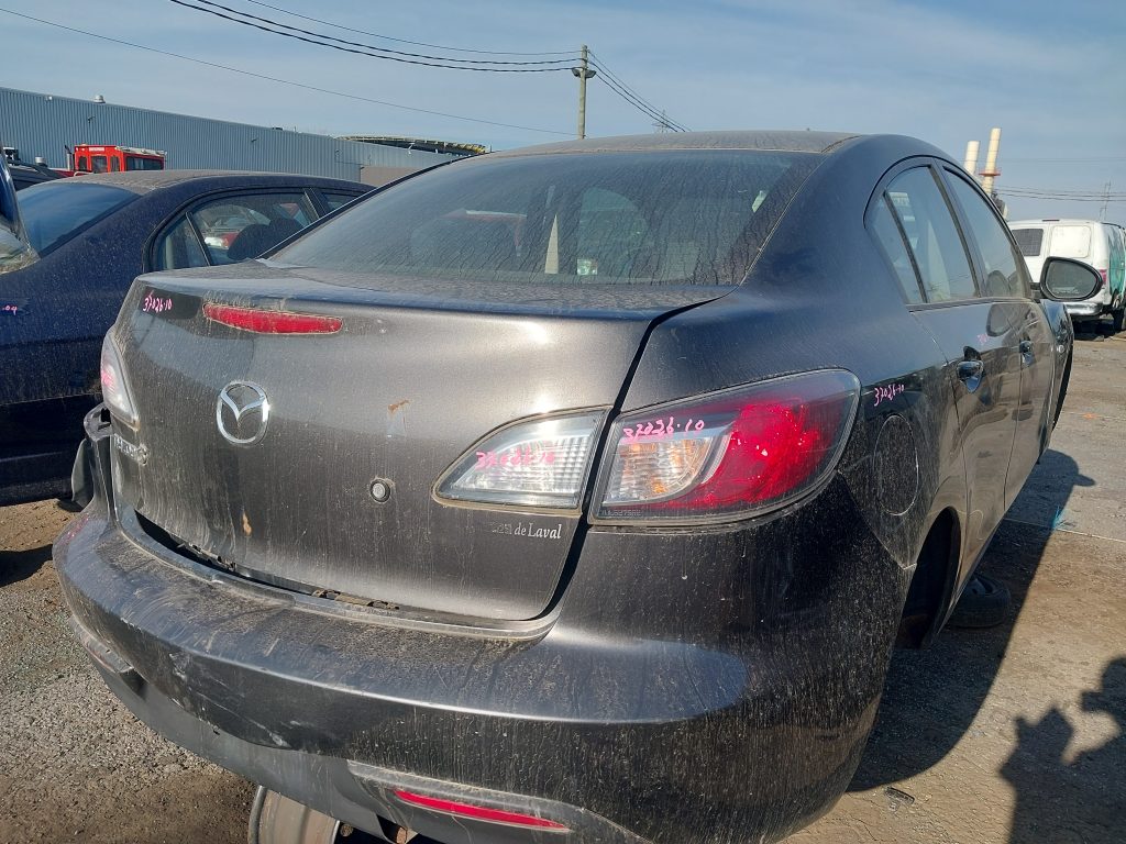 MAZDA MAZDA3 2010