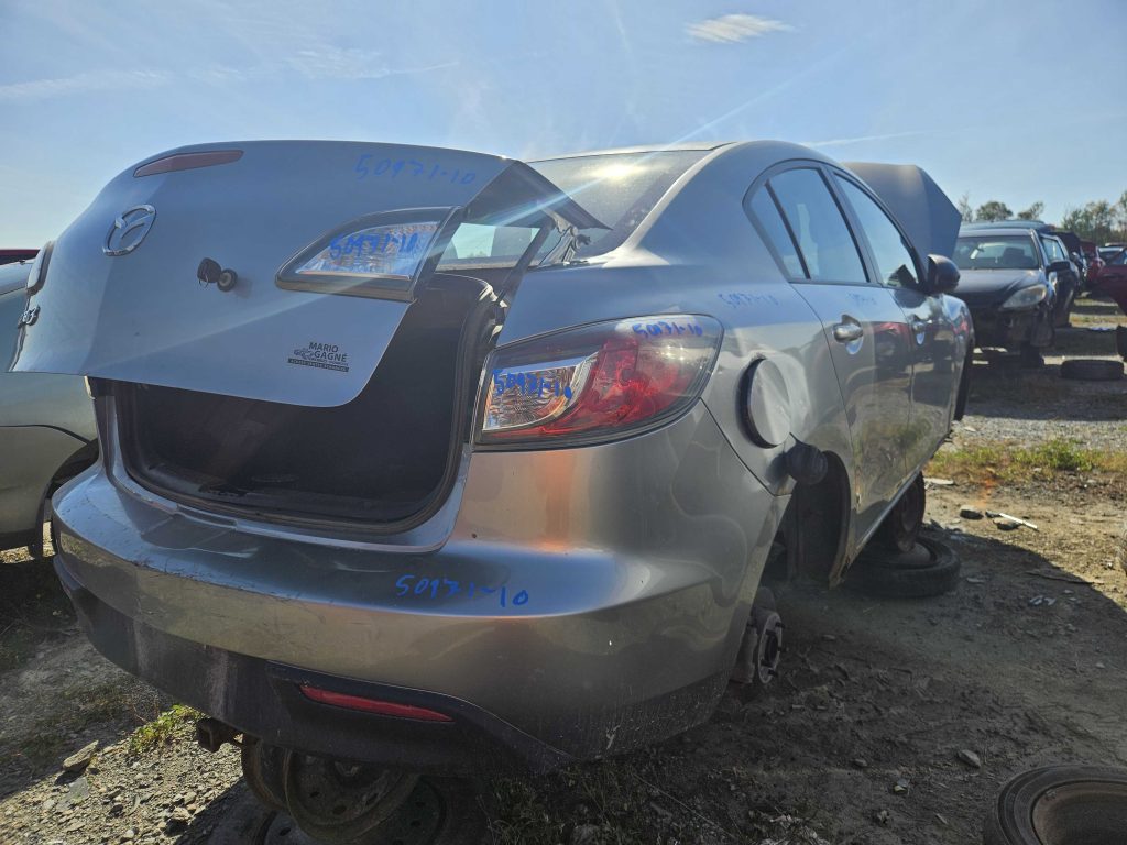 MAZDA MAZDA3 2010