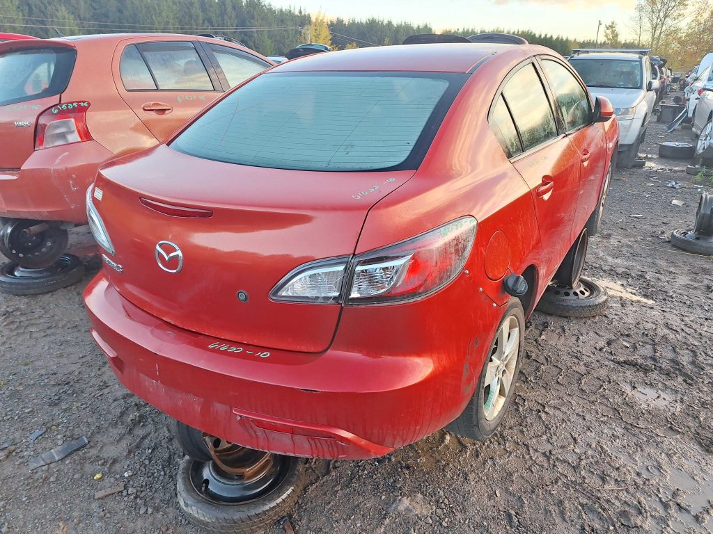 MAZDA MAZDA3 2010