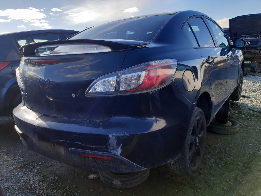 MAZDA MAZDA3 2010