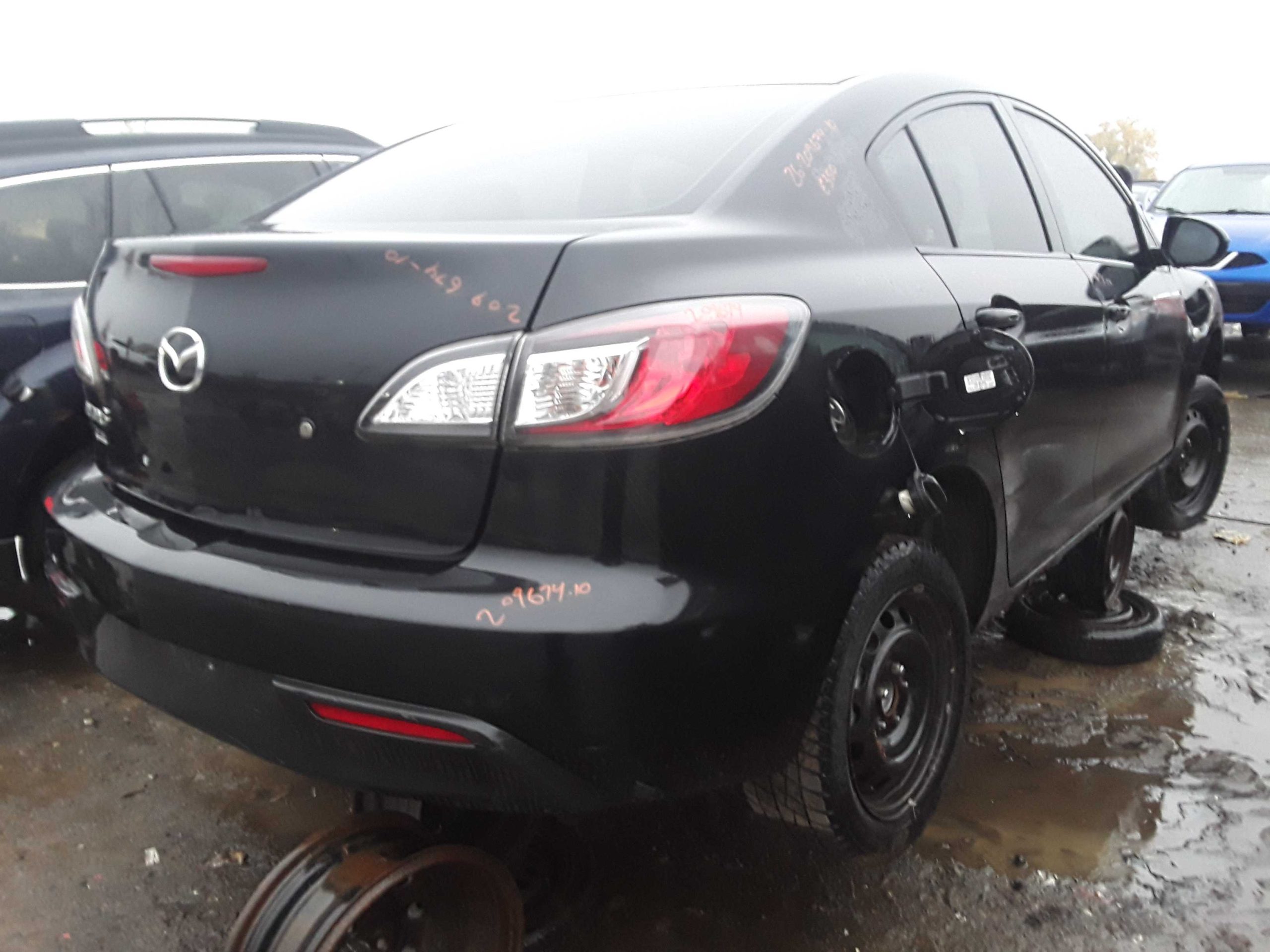 MAZDA MAZDA3 2010