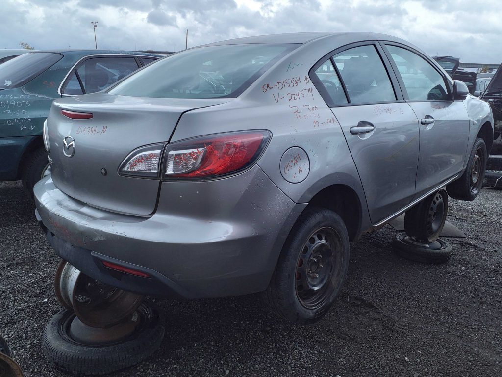 MAZDA MAZDA3 2010