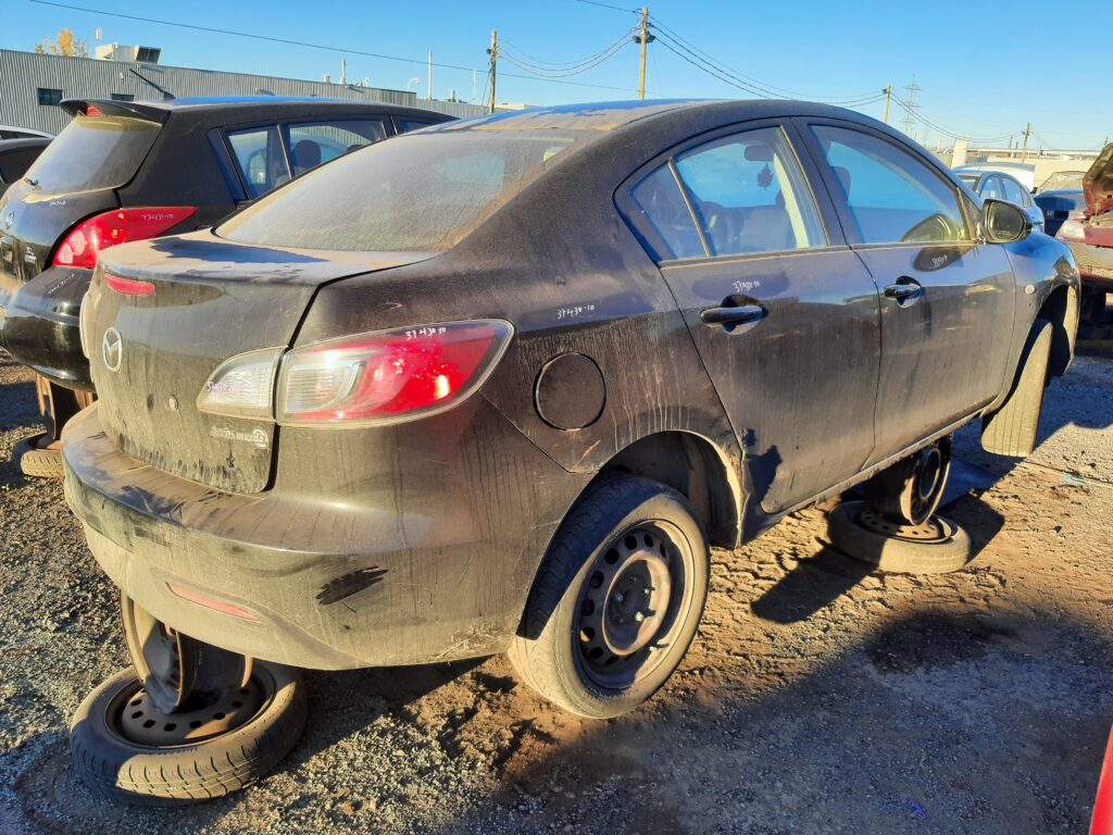 MAZDA MAZDA3 2010