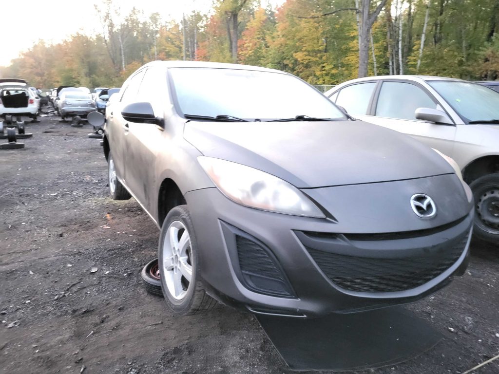 MAZDA MAZDA3 2011