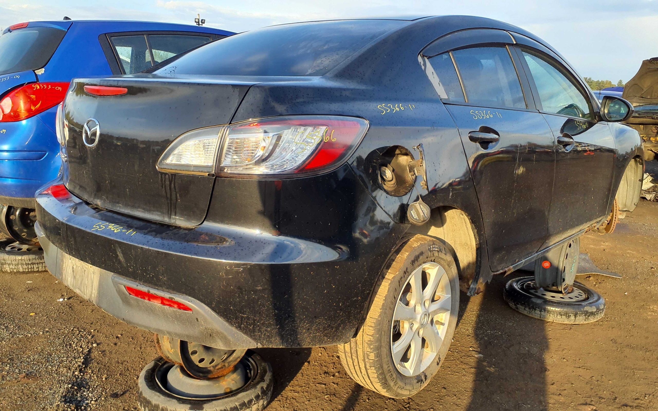 MAZDA MAZDA3 2011