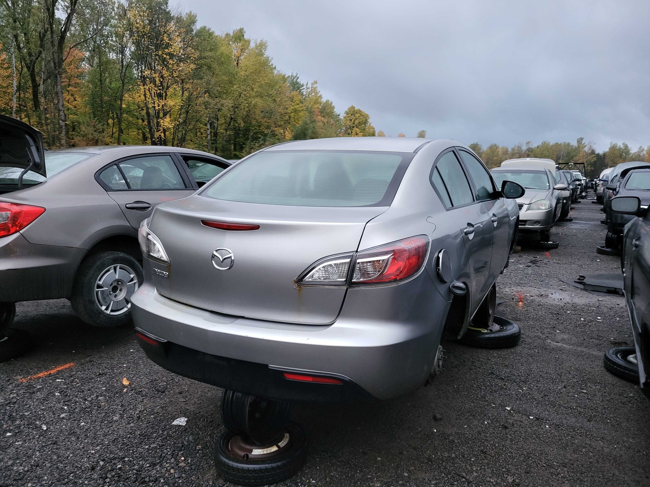 MAZDA MAZDA3 2011