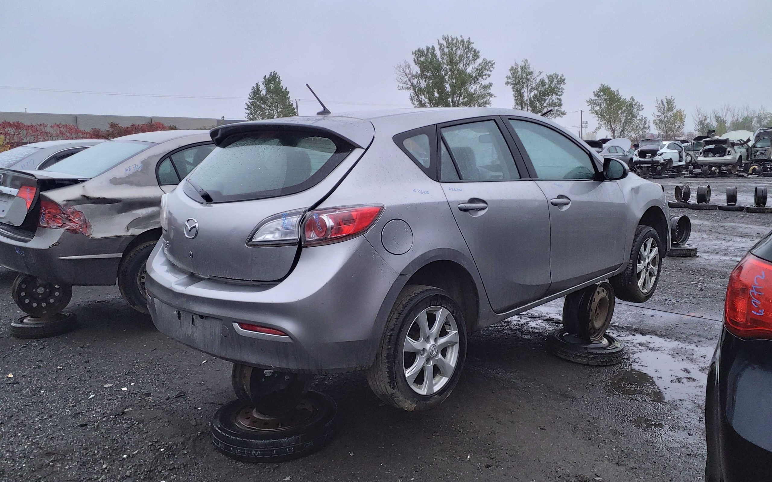 MAZDA MAZDA3 2011