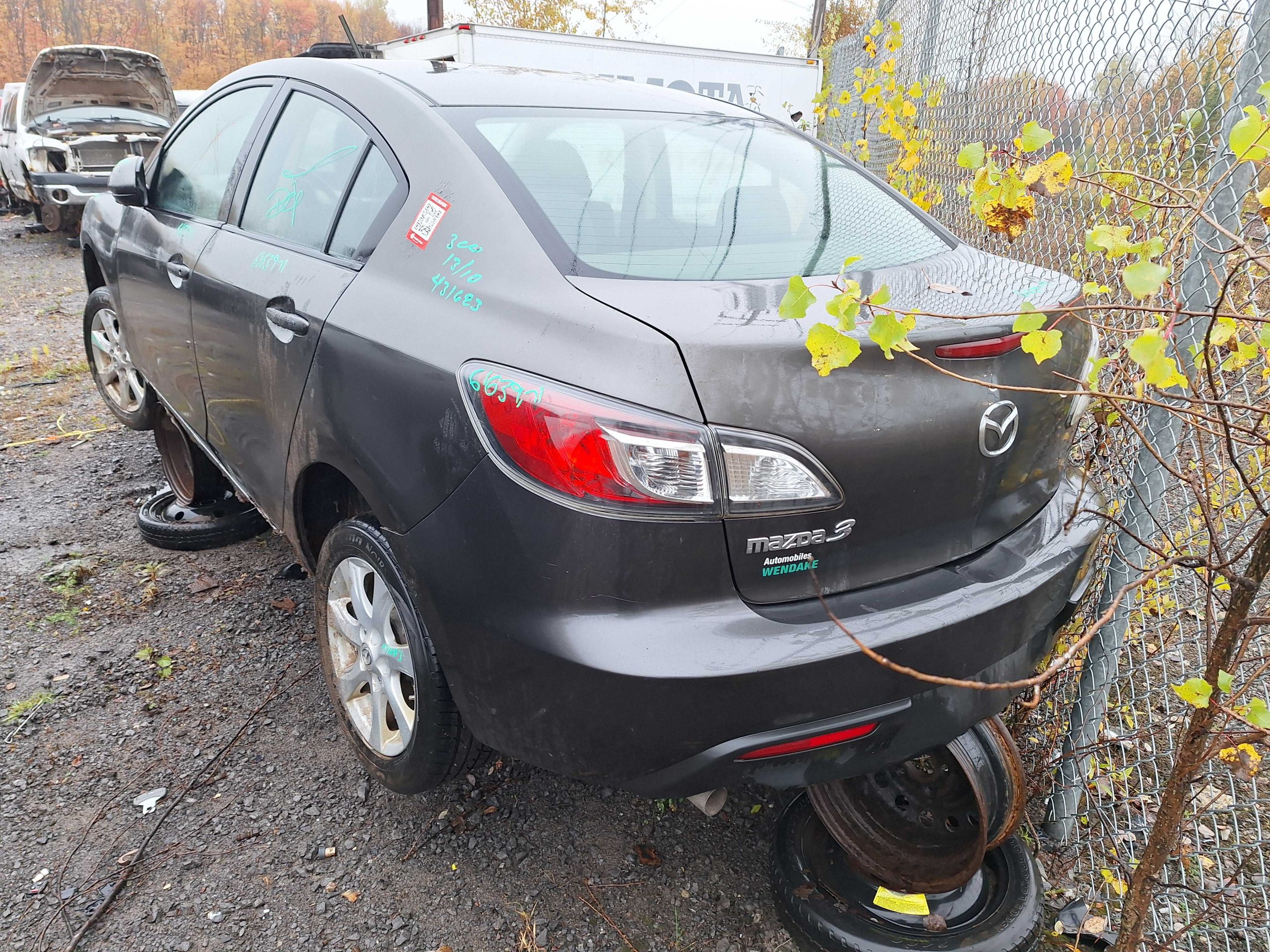 MAZDA MAZDA3 2011