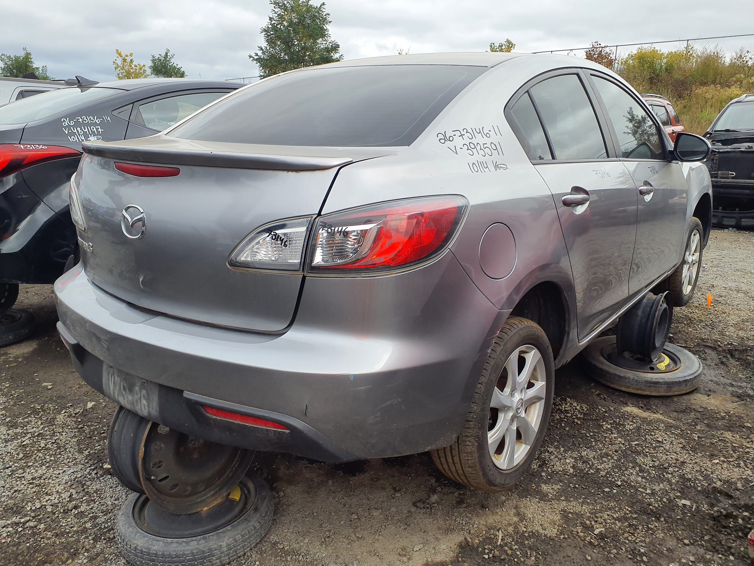 MAZDA MAZDA3 2011