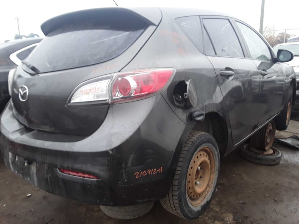MAZDA MAZDA3 2011