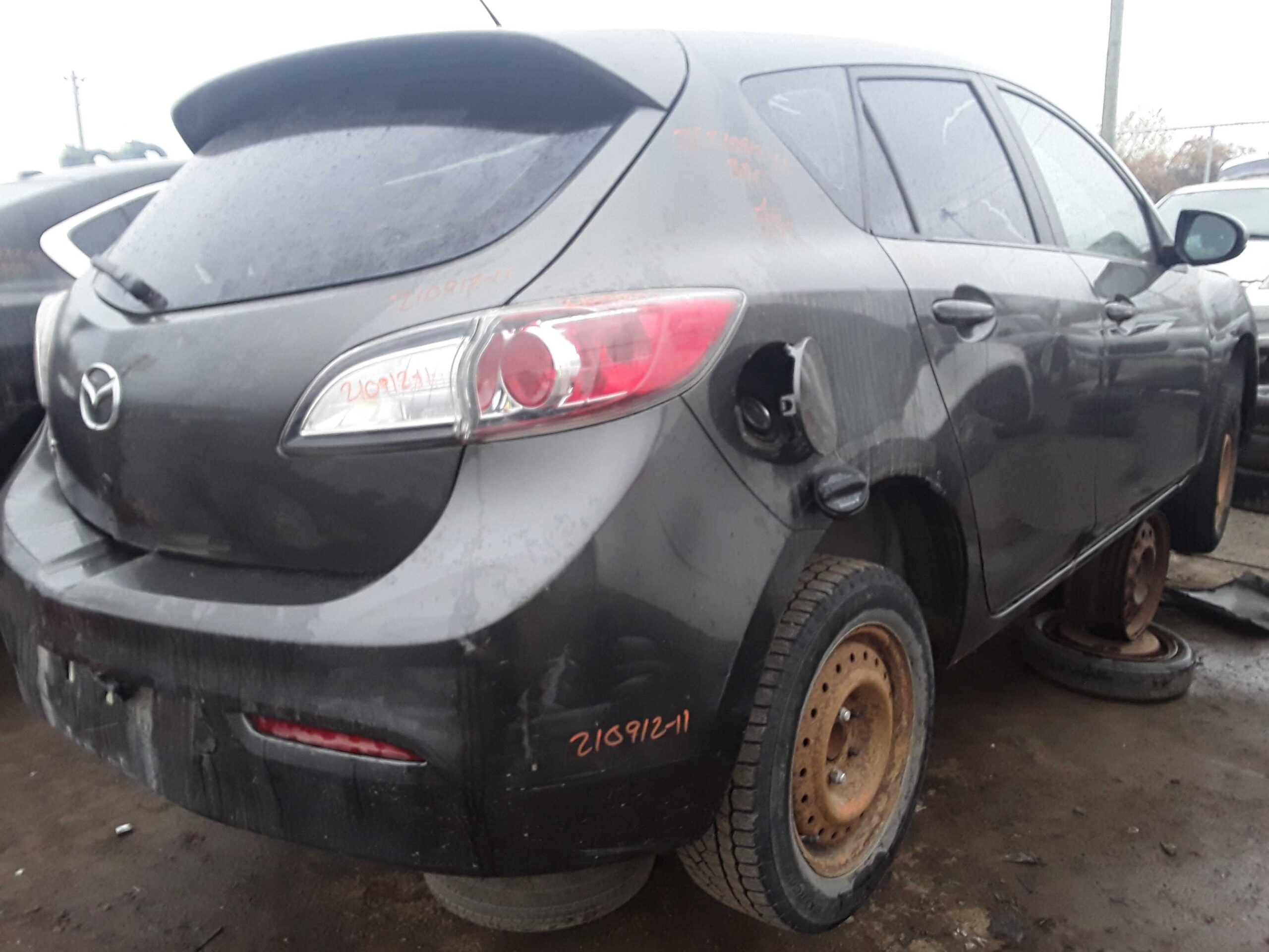 MAZDA MAZDA3 2011