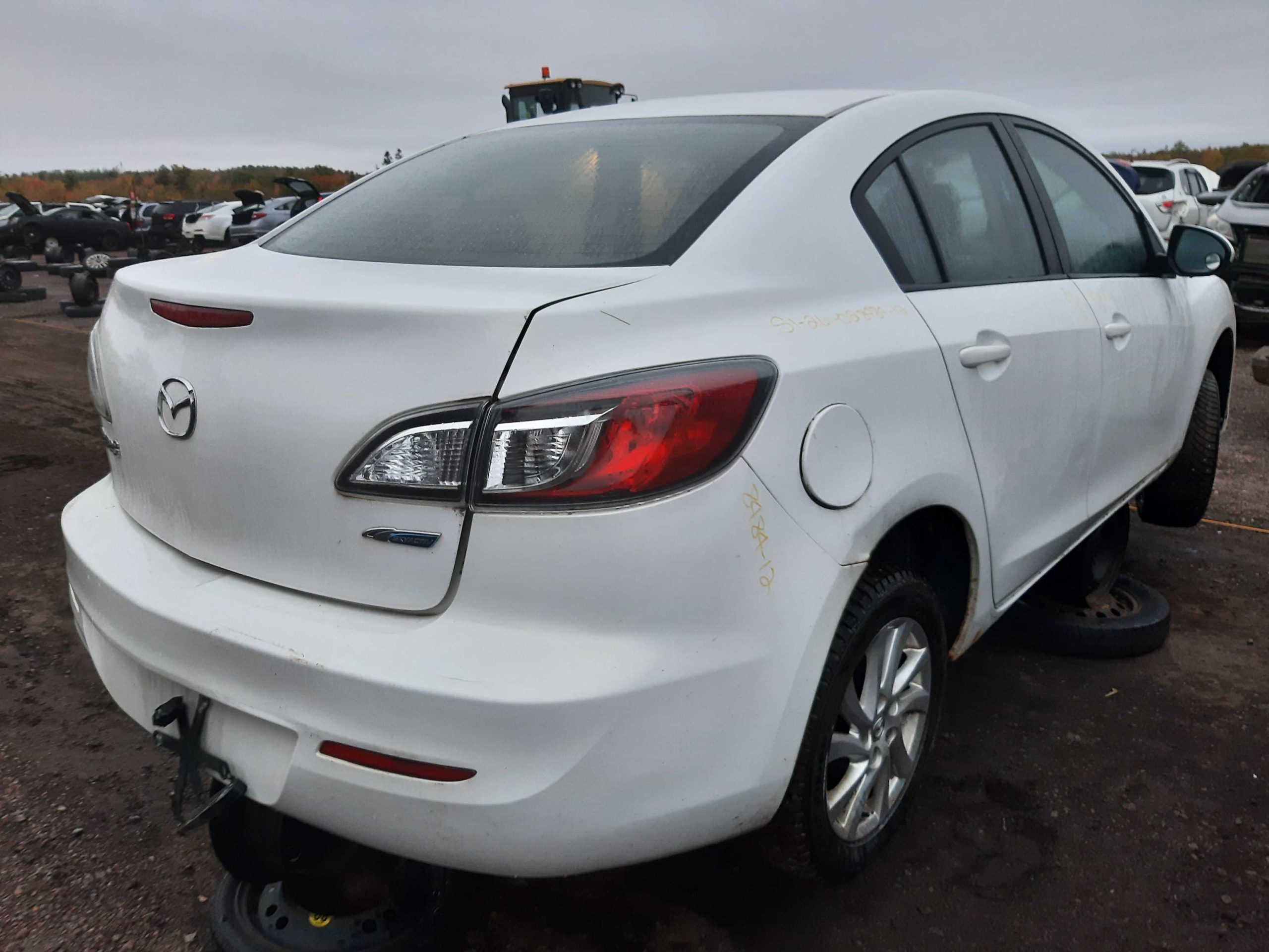 MAZDA MAZDA3 2012