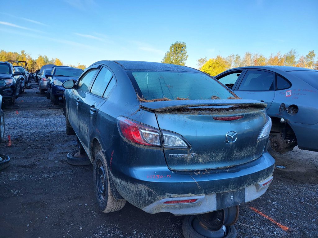 MAZDA MAZDA3 2012