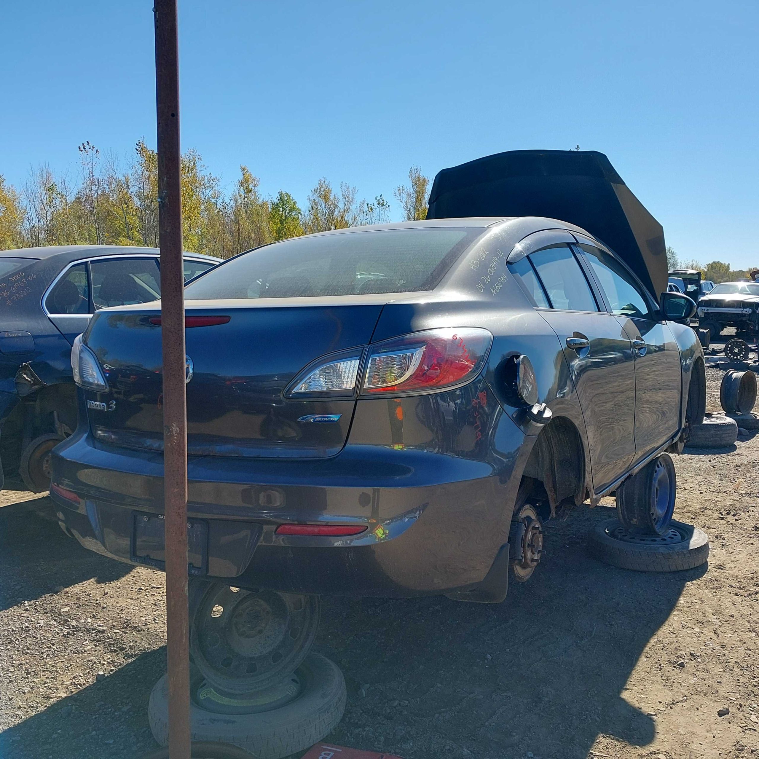 MAZDA MAZDA3 2012