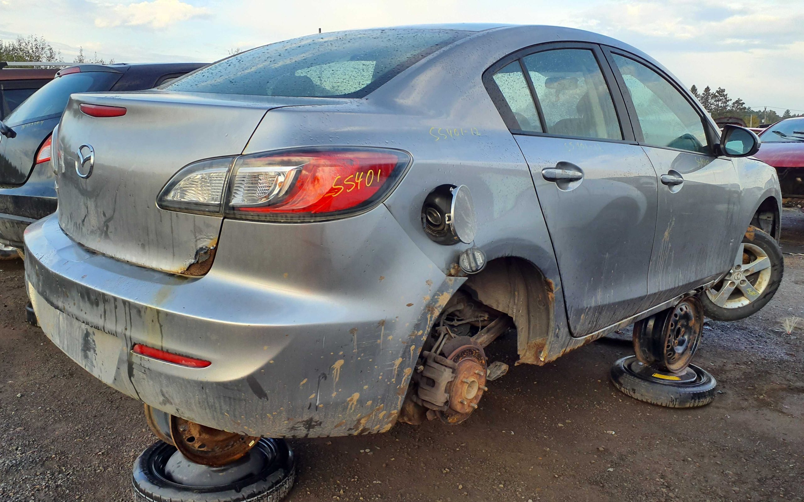 MAZDA MAZDA3 2012