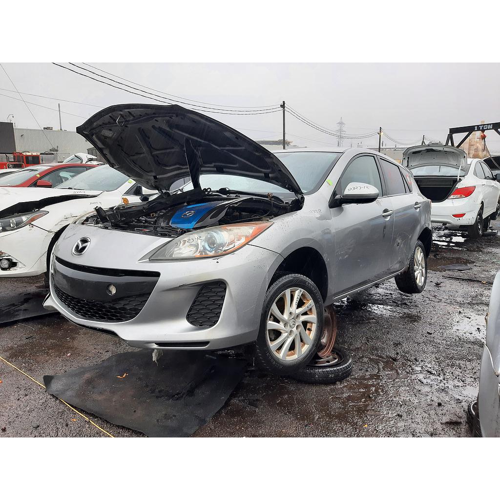 MAZDA MAZDA3 2012