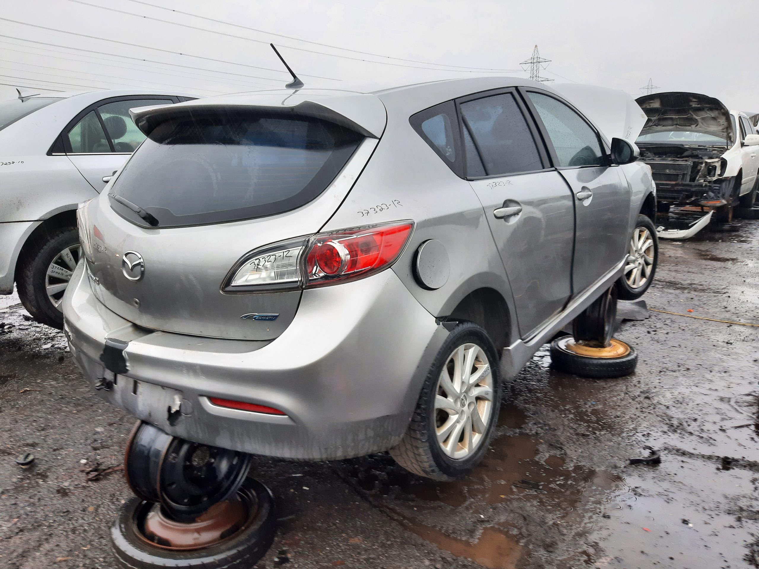 MAZDA MAZDA3 2012
