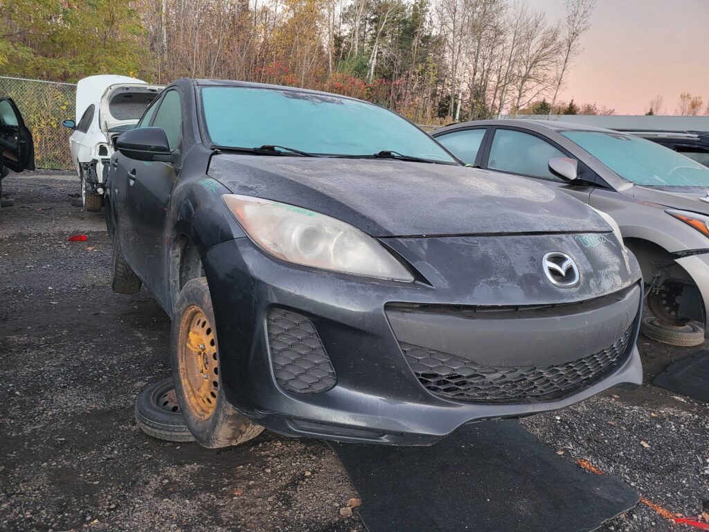MAZDA MAZDA3 2012