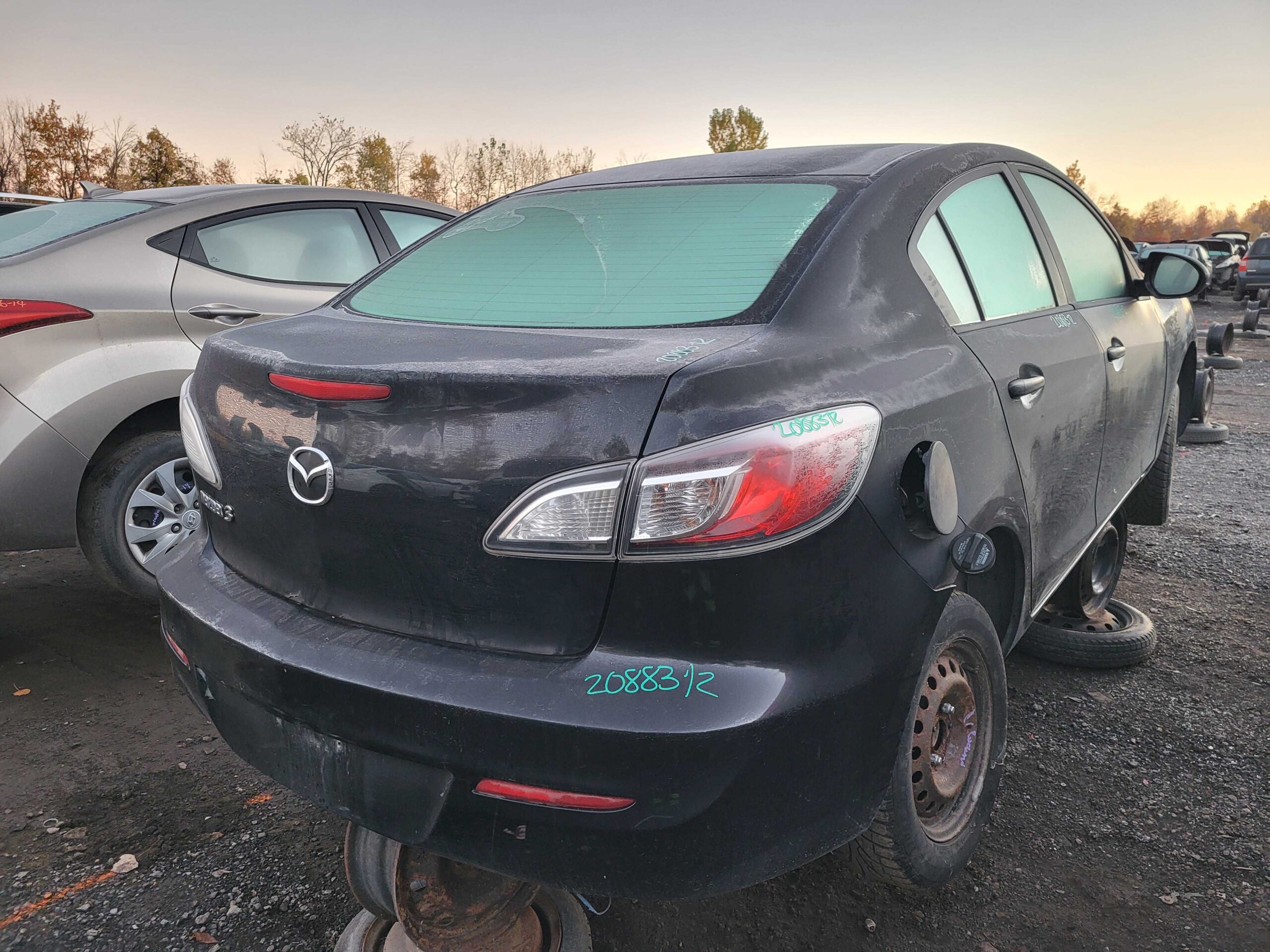 MAZDA MAZDA3 2012