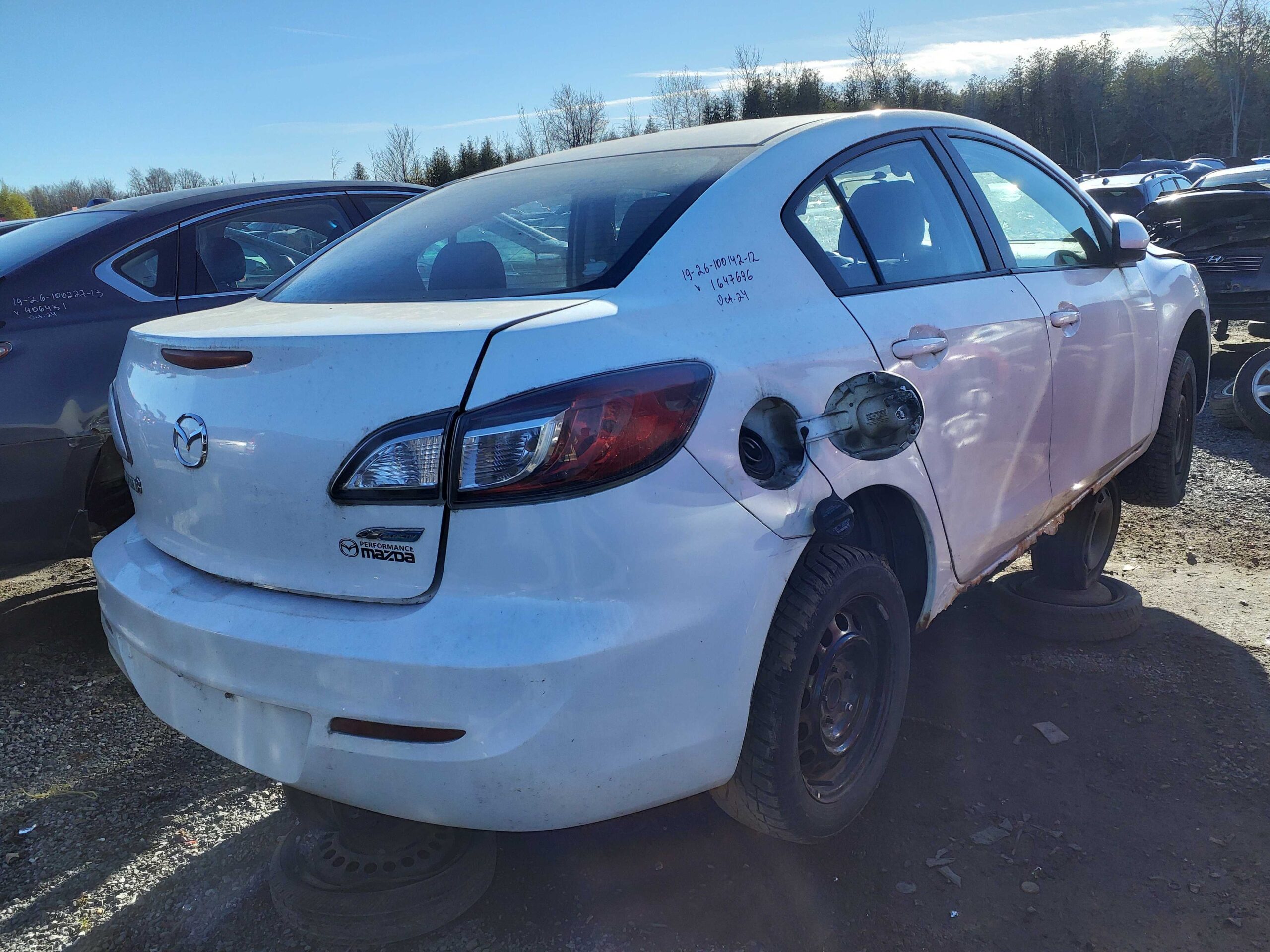 MAZDA MAZDA3 2012