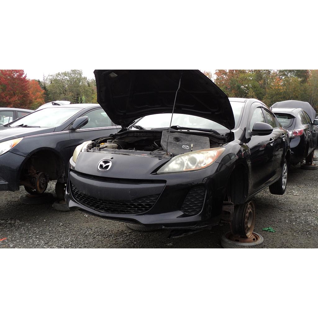 MAZDA MAZDA3 2013