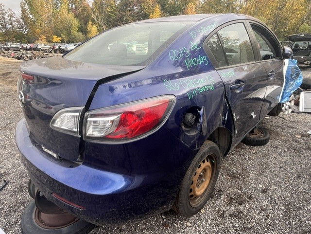 MAZDA MAZDA3 2013