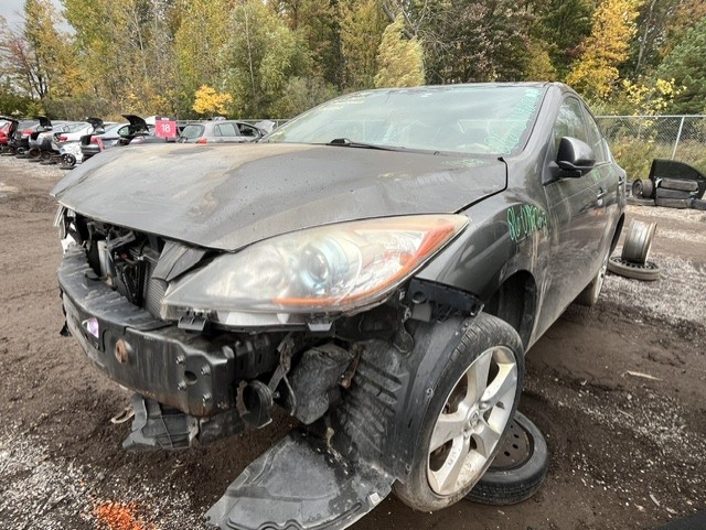 MAZDA MAZDA3 2013