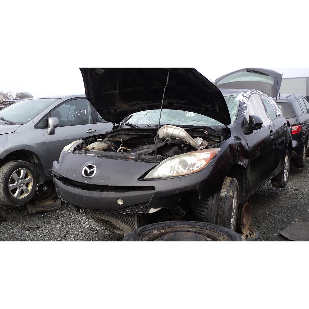 MAZDA MAZDA3 2013