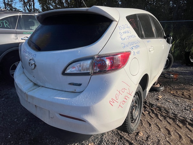 MAZDA MAZDA3 2013