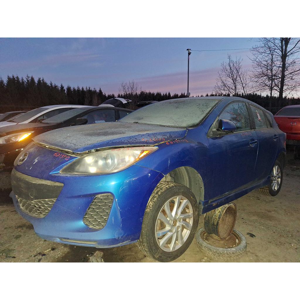 MAZDA MAZDA3 2013