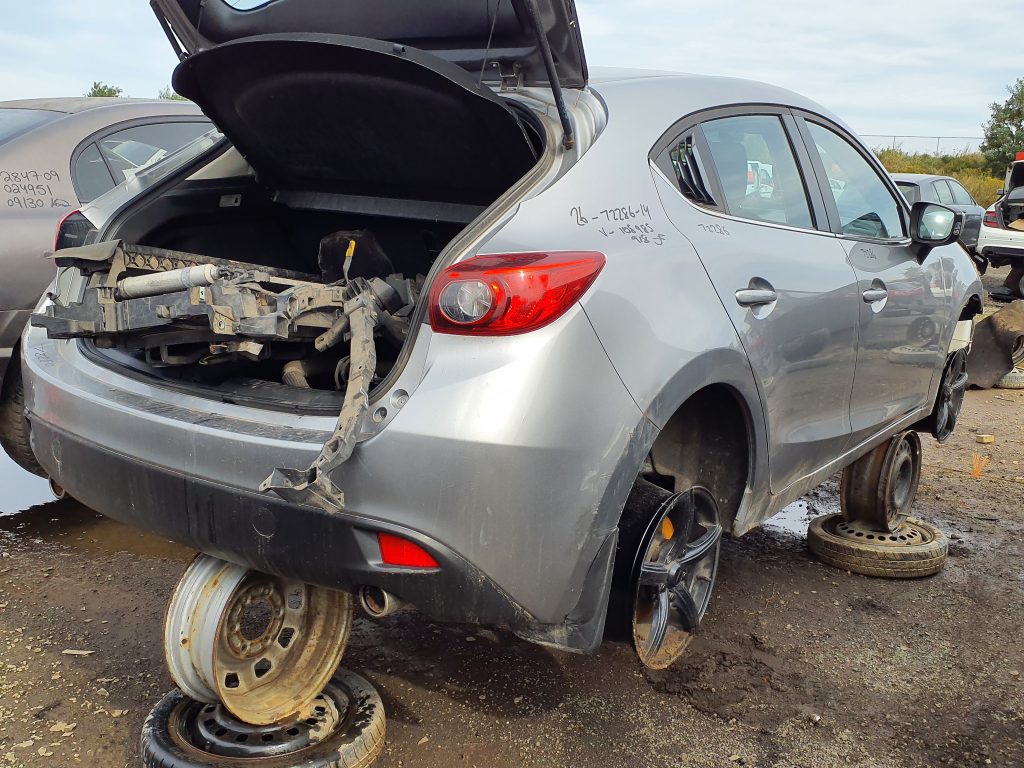 MAZDA MAZDA3 2014
