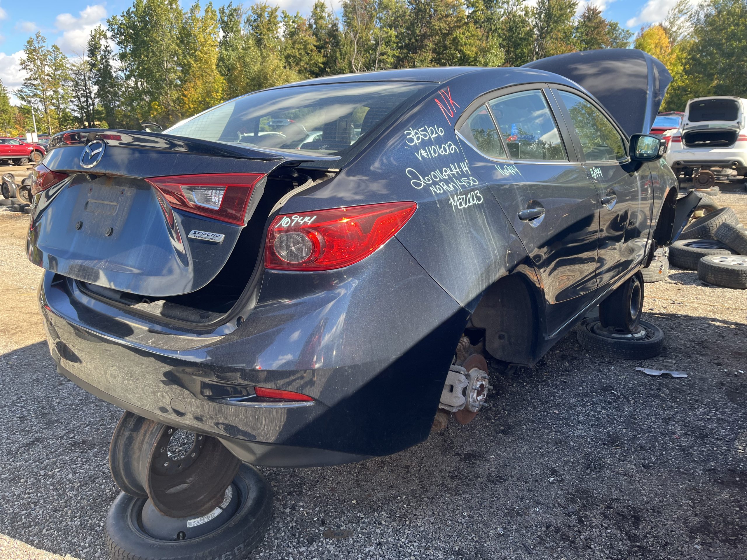 MAZDA MAZDA3 2014