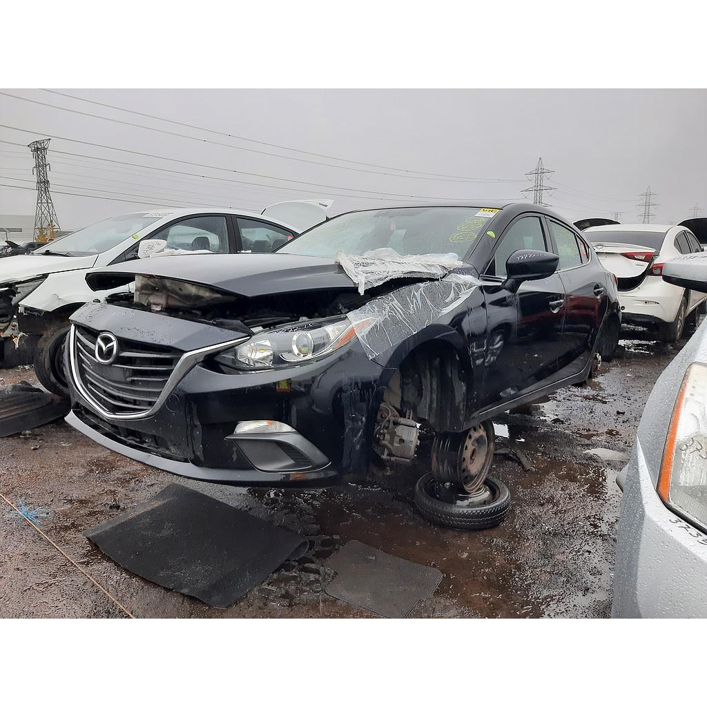MAZDA MAZDA3 2015