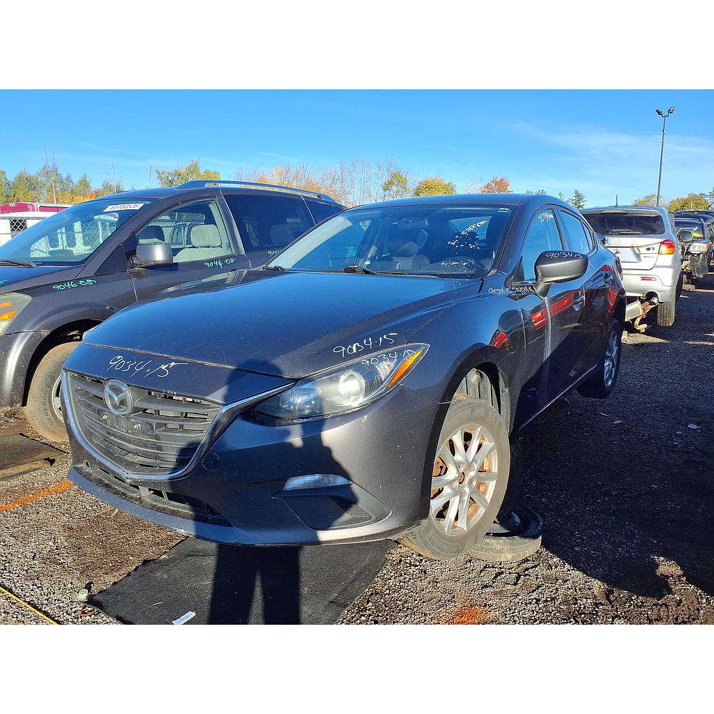 MAZDA MAZDA3 2015