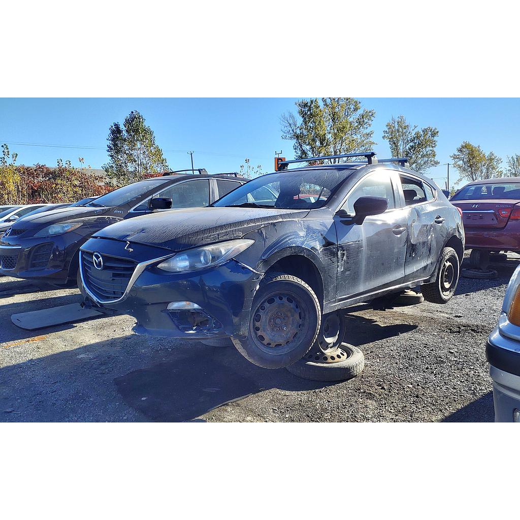 MAZDA MAZDA3 2015