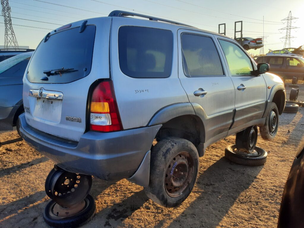 MAZDA TRIBUTE 2002