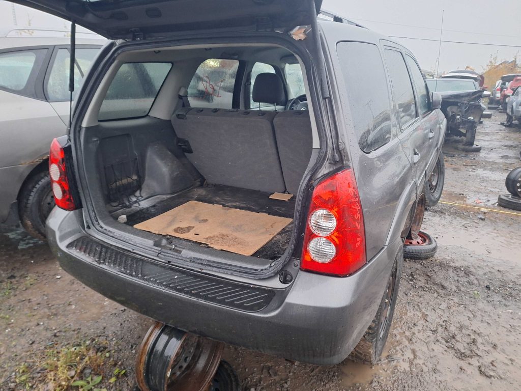MAZDA TRIBUTE 2006