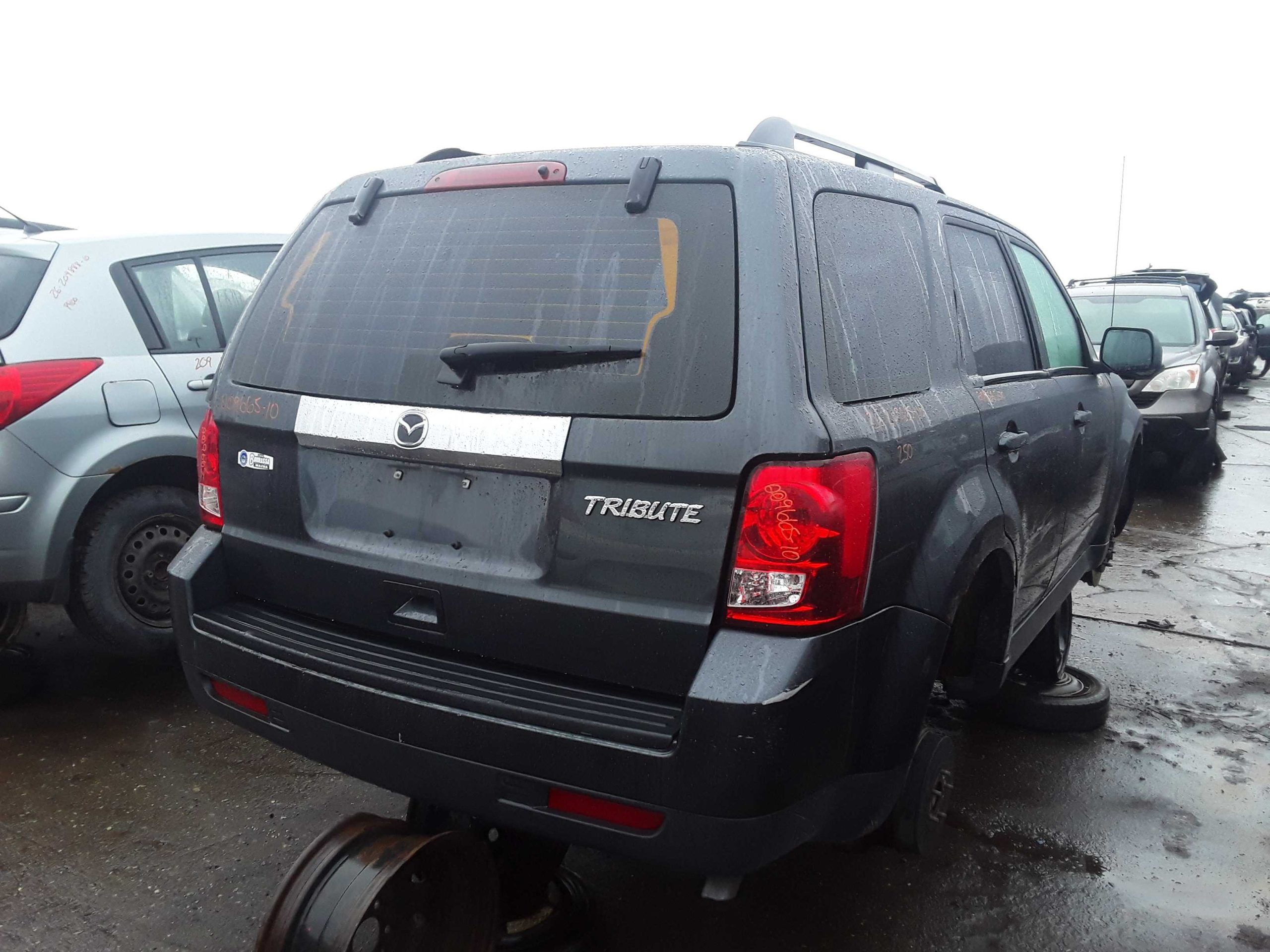 MAZDA TRIBUTE 2010