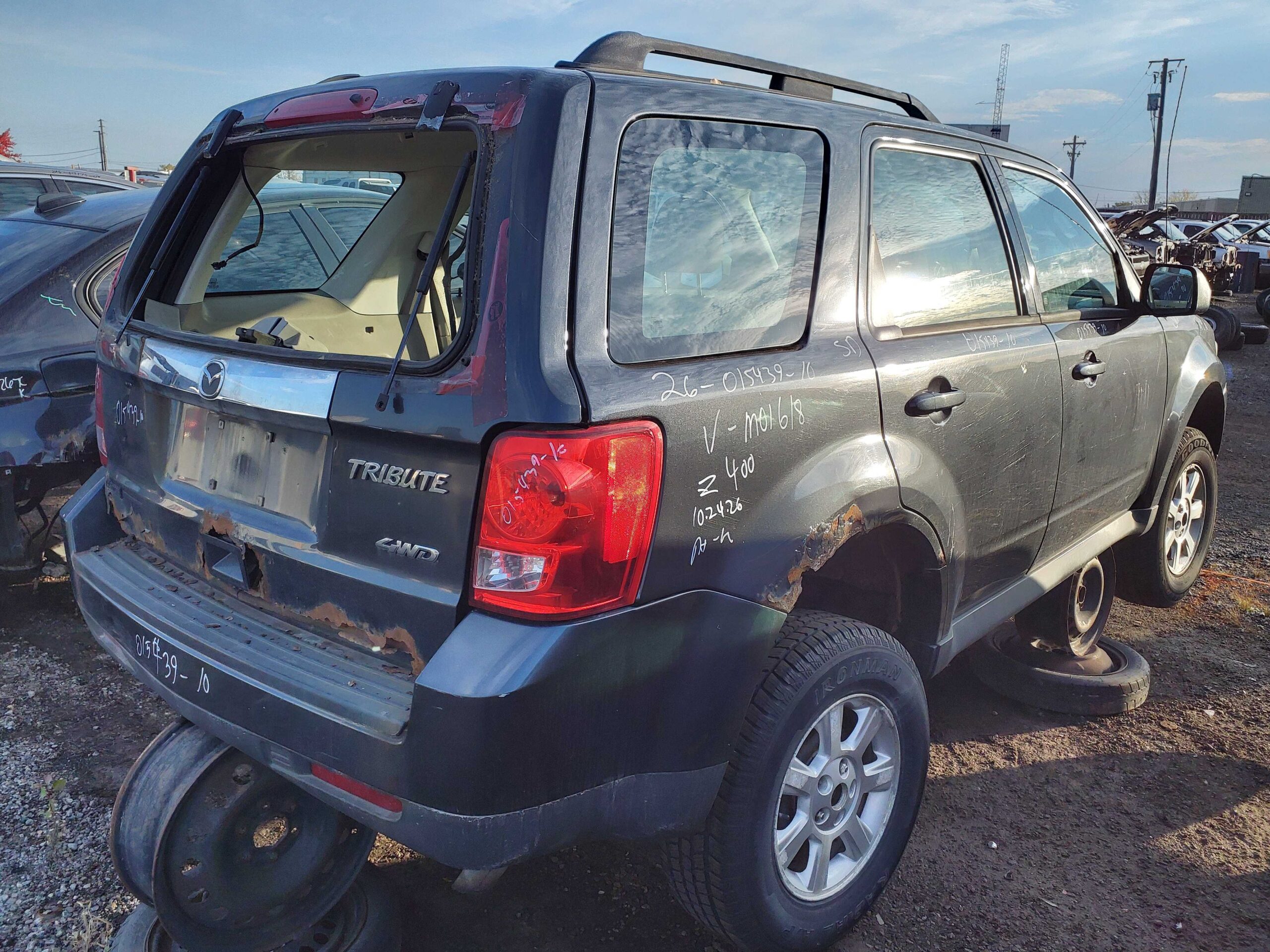 MAZDA TRIBUTE 2010